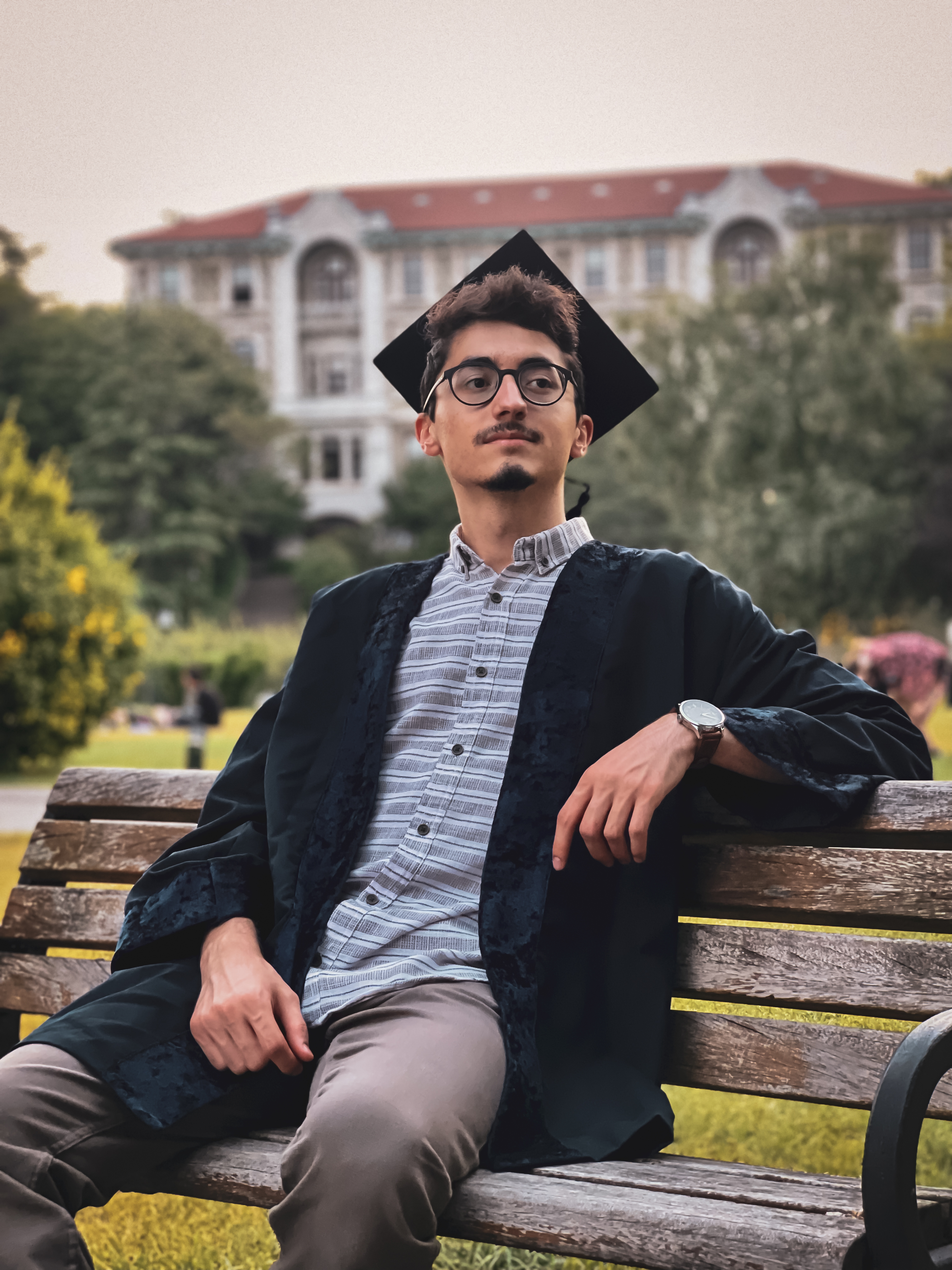 prof_pic.jpg